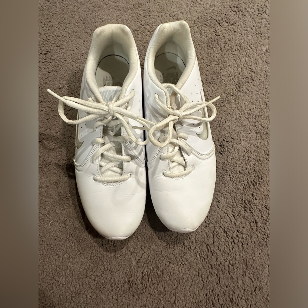 NIKE cheer shoes